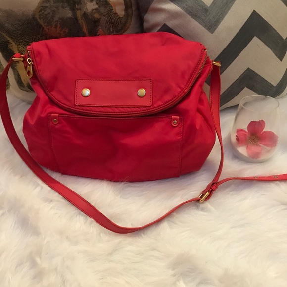 Marc Jacobs Handbags - MARC JACOBS pink large nylon bag. 5Wx12Lx12H